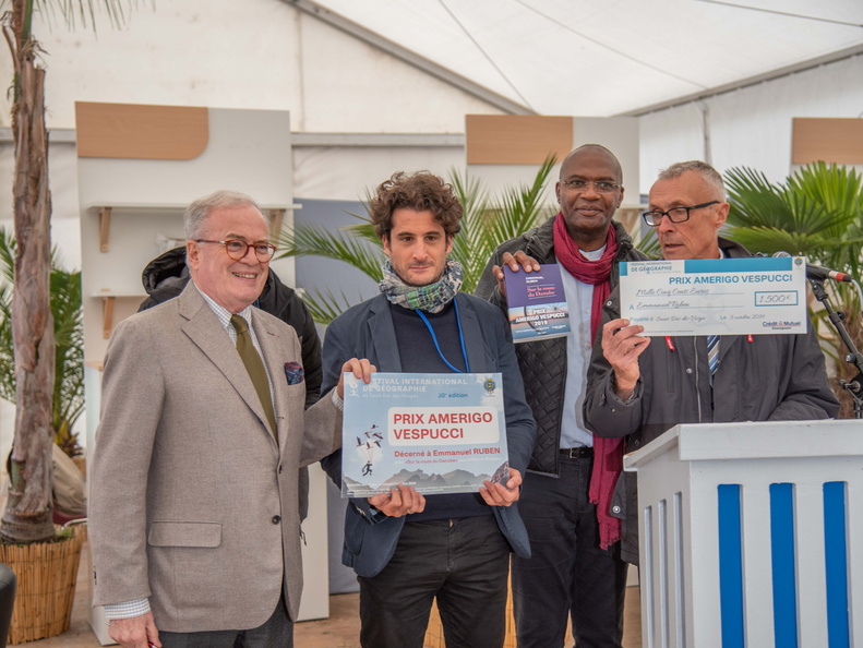 Chapiteau détente-parc Jean-Mansuy-remise des prix CNFG, Amerigo Vespucci Jeunesse, BD Géographique, Amerigo Vespuci et Vautrin Lud-9
