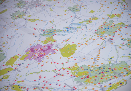 02/10/2020 - Carte au sol IGN "Panorama de la biodiversité et des aires protégées"