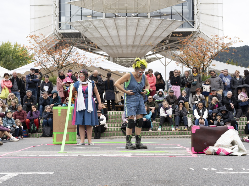 Border Line par la Compagnie de l'Athanor