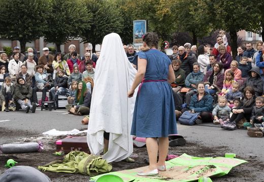 Border Line par la Compagnie de l'Athanor