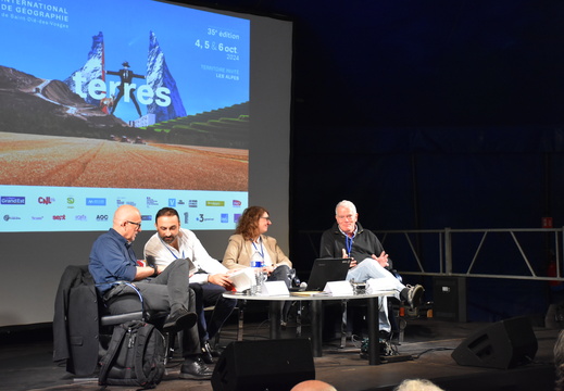 Rencontre autour de « Nos Lieux communs »