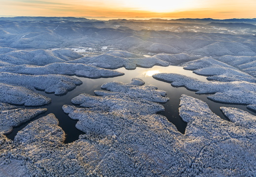 Pierre-Percée Lac Hiver ©Tristan VUANO 