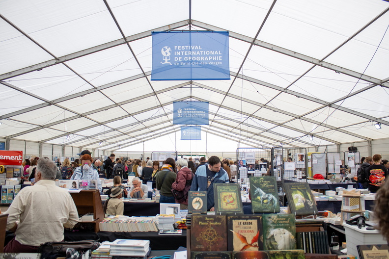 Salon-du-livre_Lucien-Tiska 8.jpg