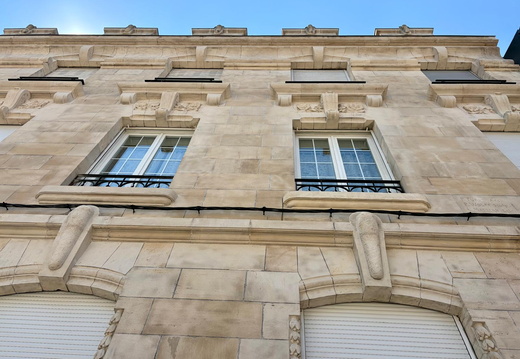 Batiment Art Nouveau 1 @Louann